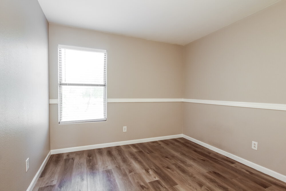 Building Photo - 2609 N 128th Dr