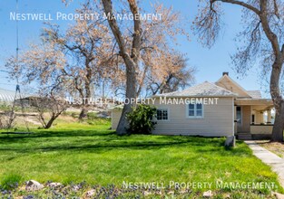 Building Photo - 1497 E 900 N