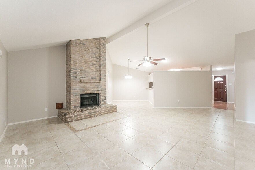 Building Photo - 3218 Sedgeborough Cir