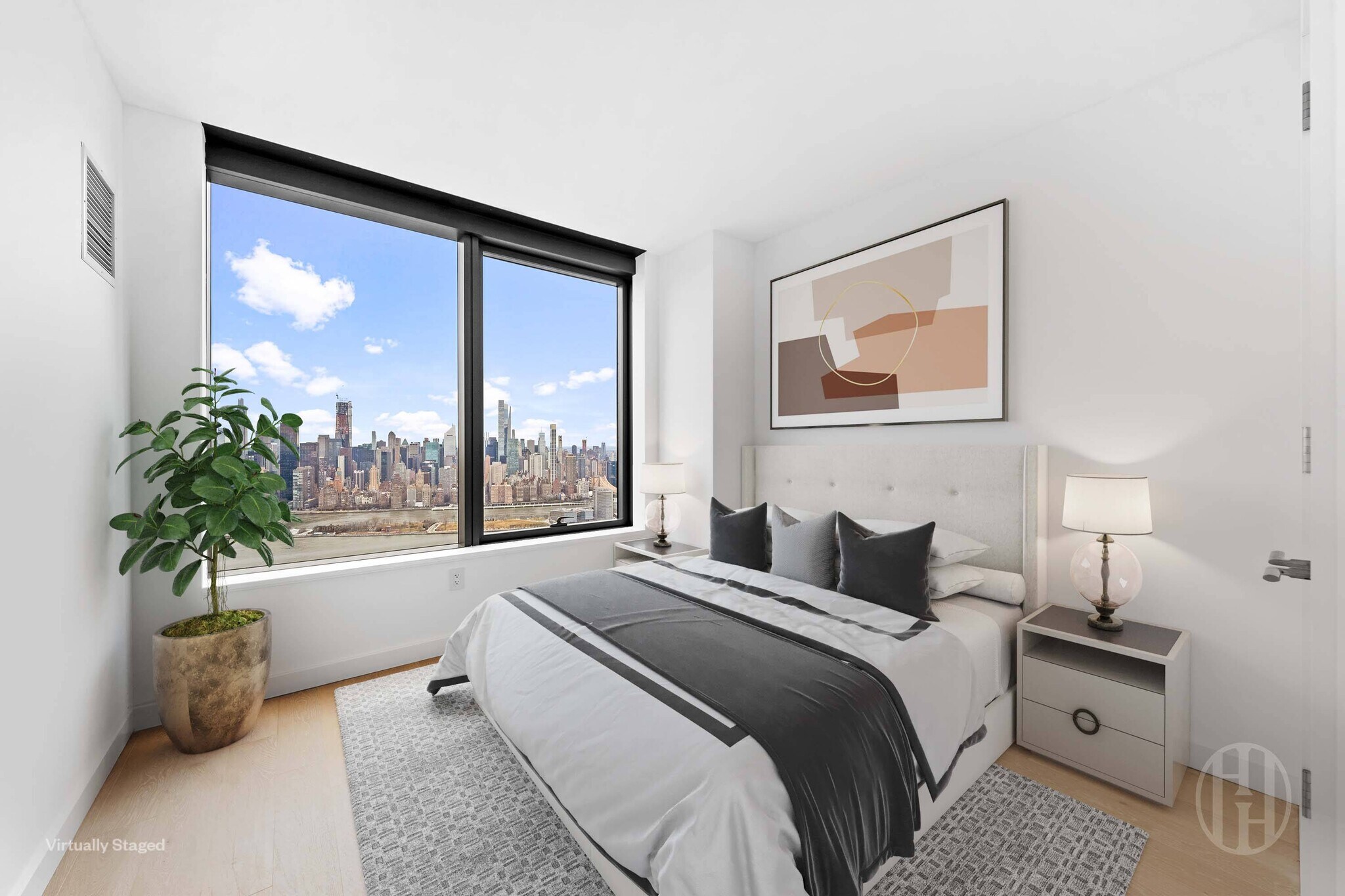 Building Photo - 3 Ct Square W