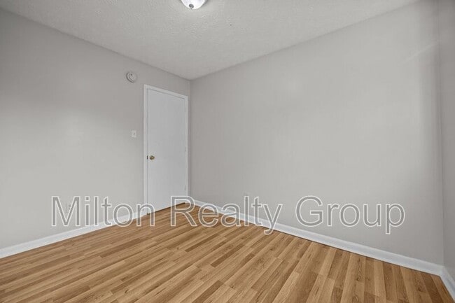 Building Photo - 54 Rolling Springs Dr