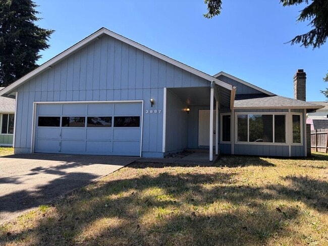 Primary Photo - 3887 N Clarey St