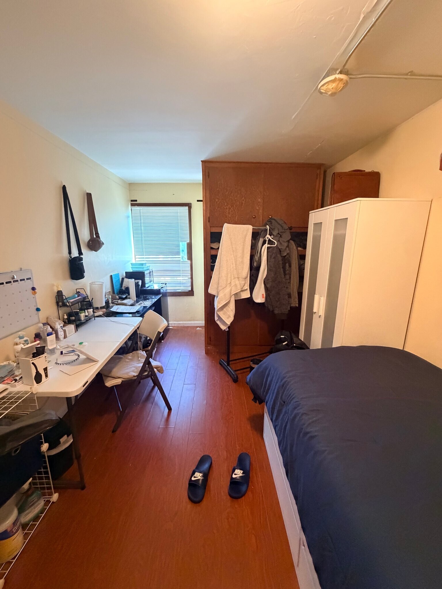 Building Photo - 1780 Le Roy Ave