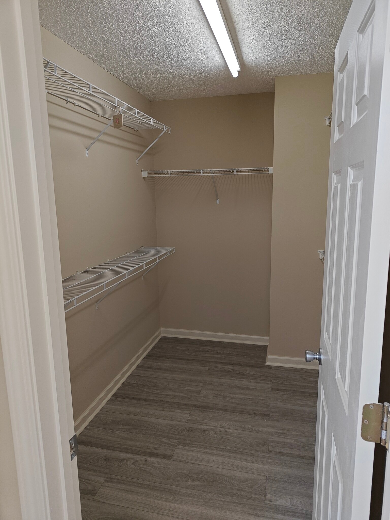 Master bathroom closet - 2401 Elkhorn Ter