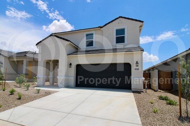 Primary Photo - 2079 W Sable Ave
