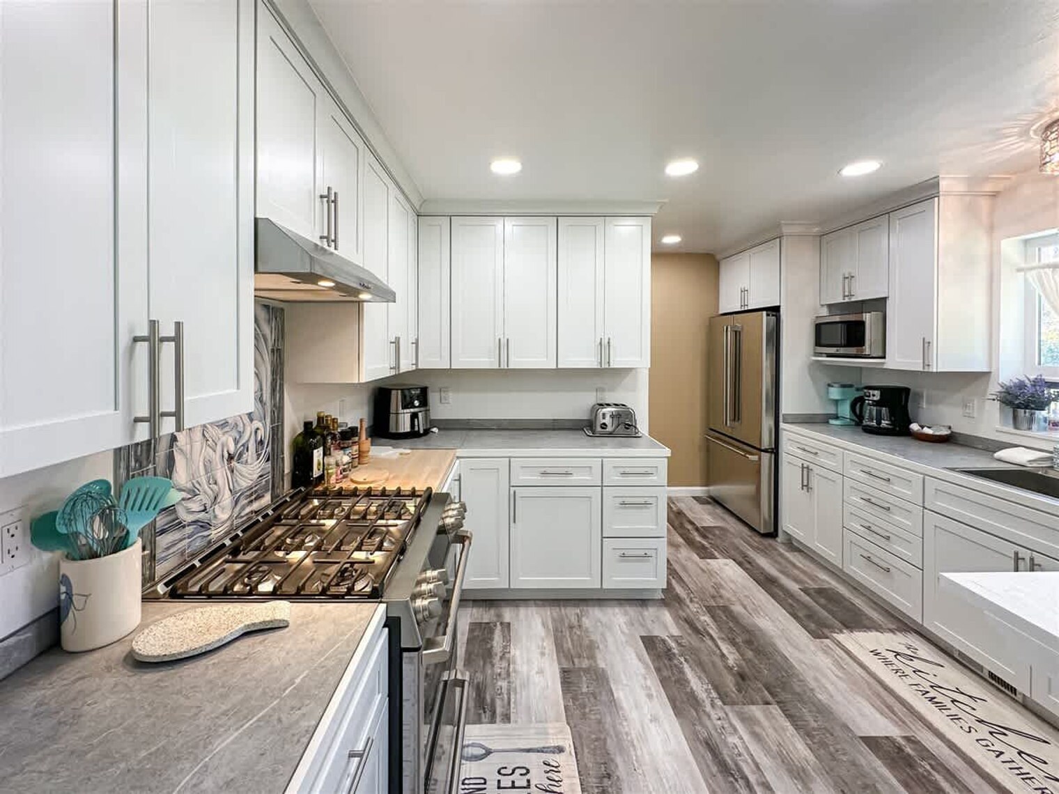 Building Photo - 262 Mantle Rd