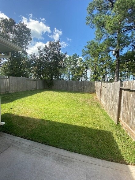 Building Photo - 49 Woodland Hills Dr