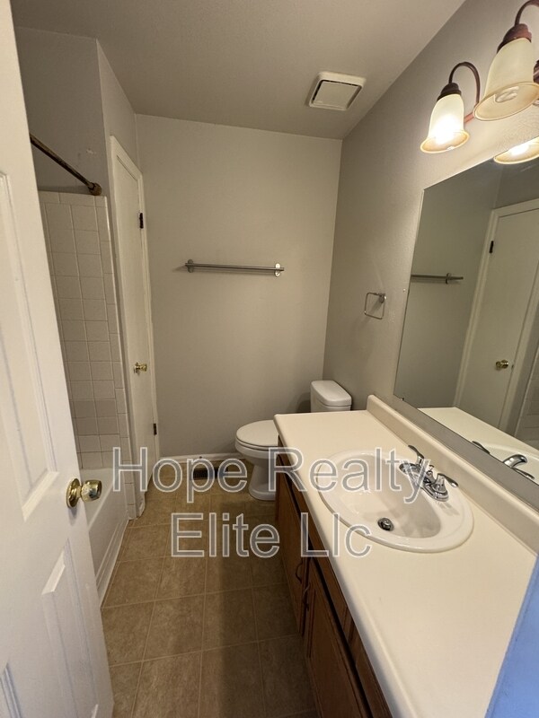 Building Photo - 3762 Oro Blanco Dr