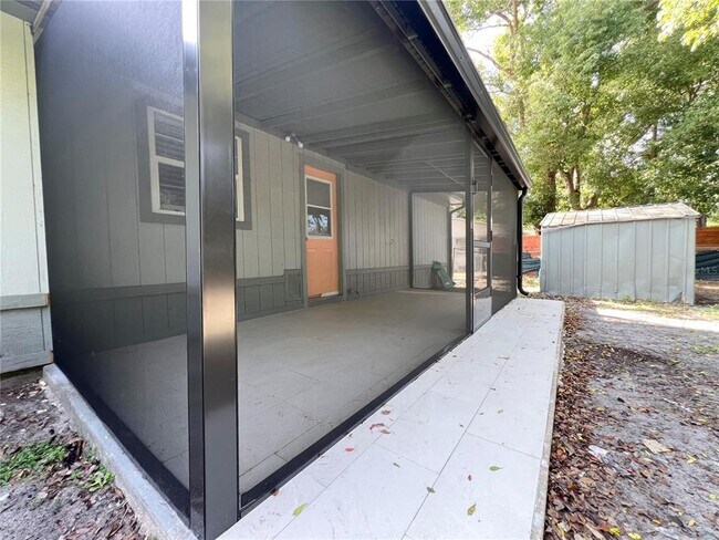 Building Photo - 7925 Napoleon St