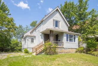 Building Photo - 3408 E 140th St