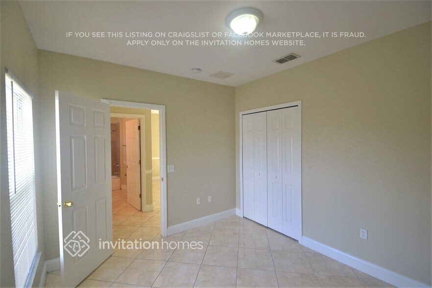 Building Photo - 236 Bedford Dr