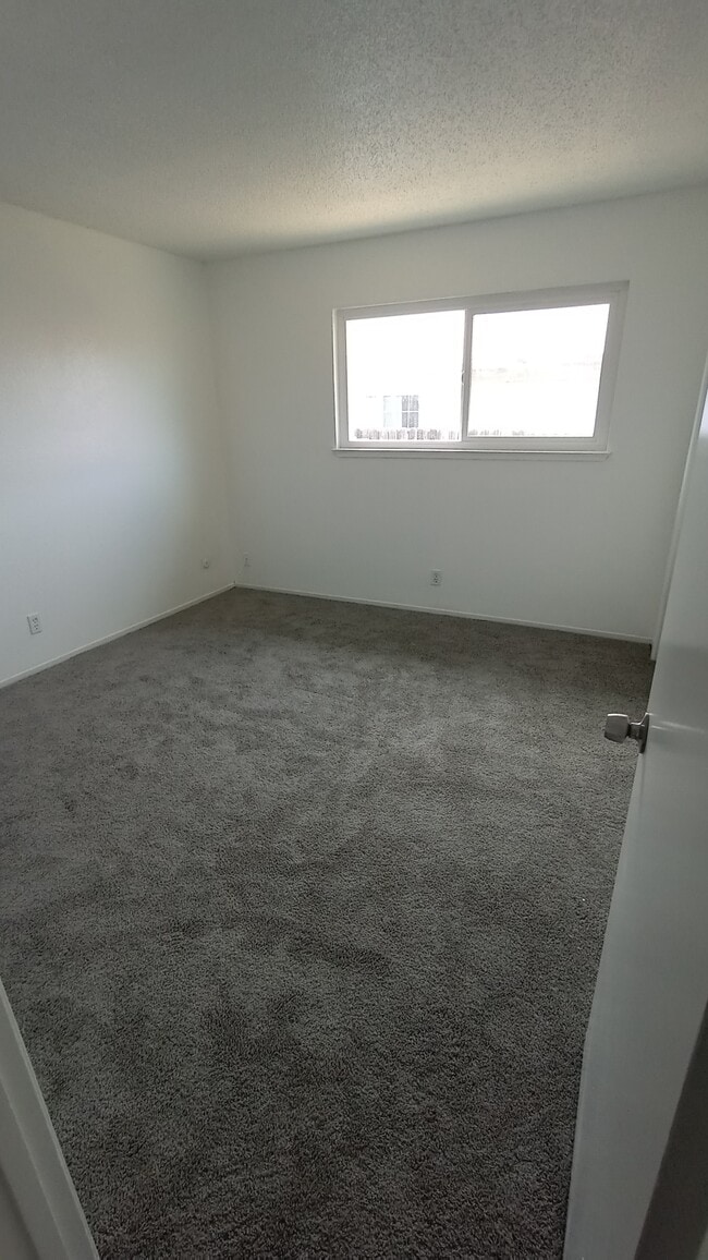 Building Photo - 10155 De Soto Way