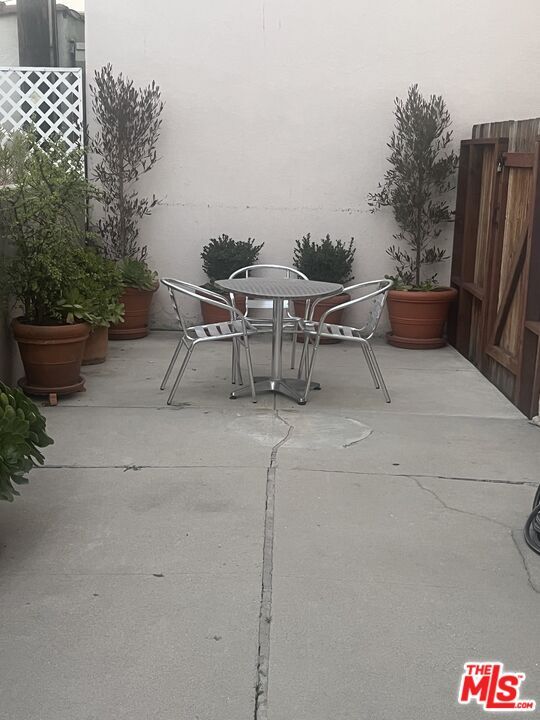 Building Photo - 217 S Tower Dr