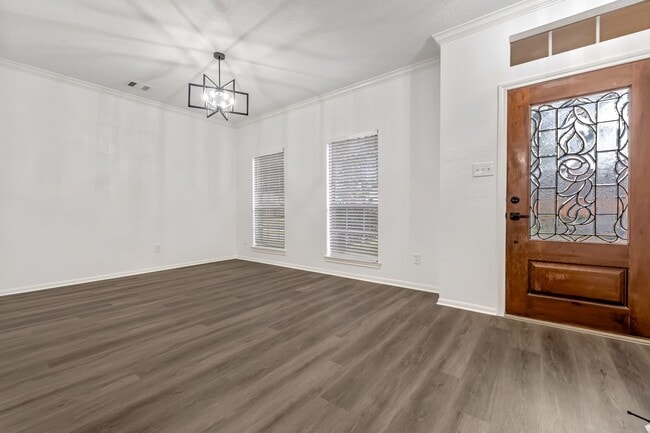 Building Photo - 1502 Mabry Mill Rd