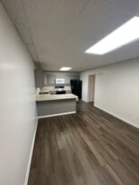 Building Photo - 301 Cypress St