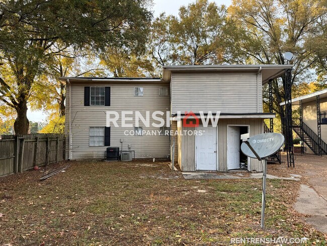 Building Photo - 1976 Goldbrier Ln