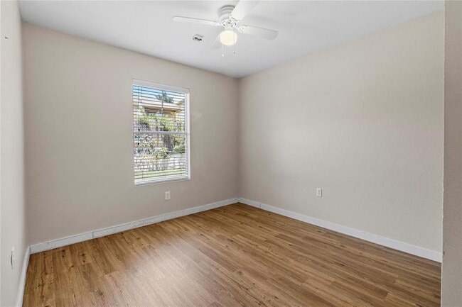 Building Photo - 9004 Berryline Cove