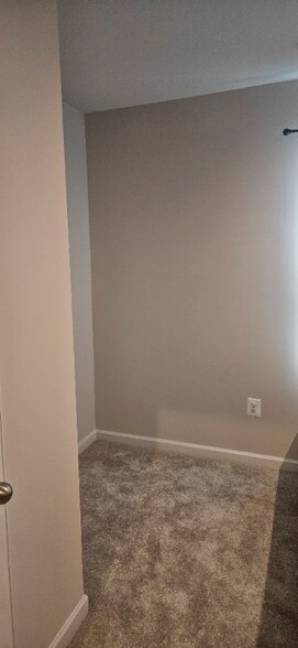 Building Photo - 3113 Clover Ln