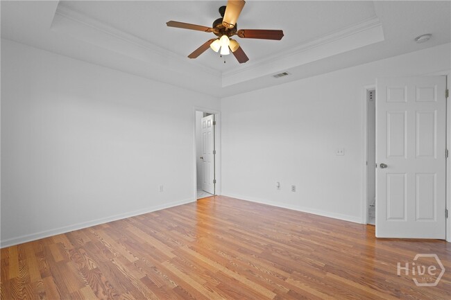 Building Photo - 315 S Bridgeport Dr