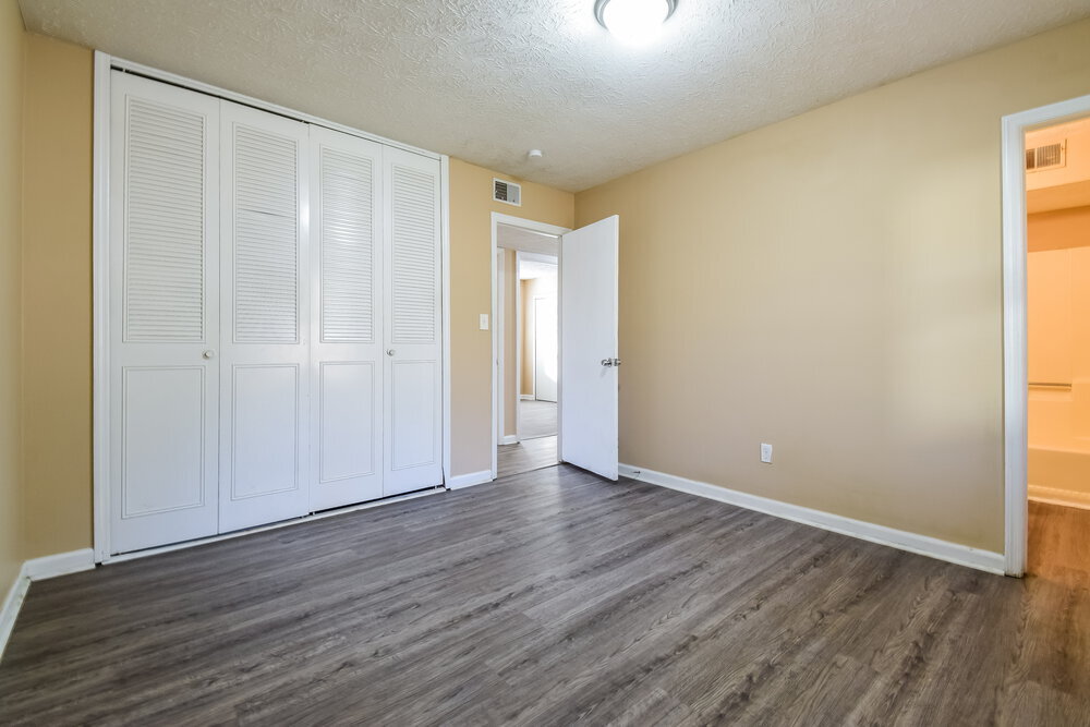 Building Photo - 113 Adrian Dr