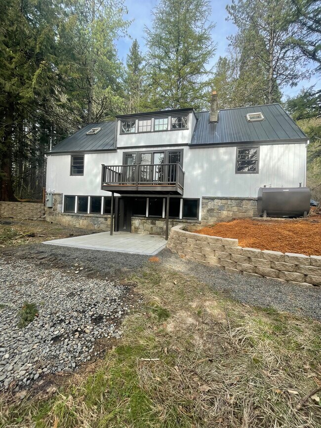 Building Photo - 13625 NW Old Germantown Rd