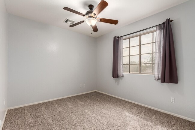 Building Photo - 2626 W Florentine Rd