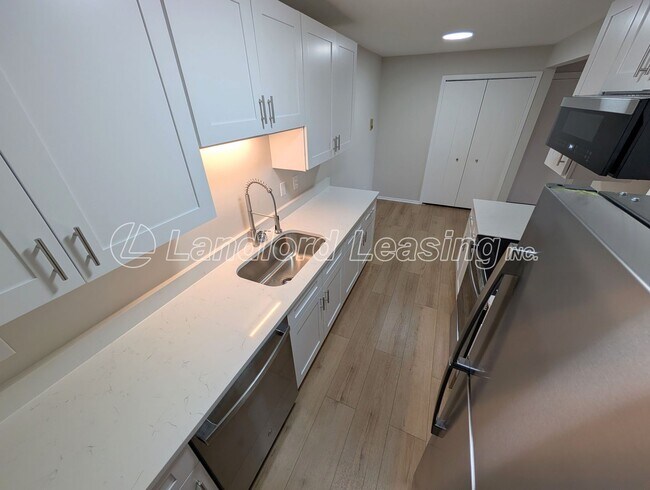 Building Photo - Reduced Price on this Updated 2-Bedroom Condo Steps from Crocker Park – Pool & Clubhouse