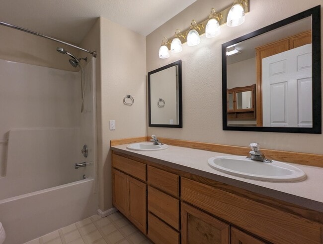 Building Photo - Beautiful 2-Bedroom, 1.5-Bath Condo. Landscaping included!