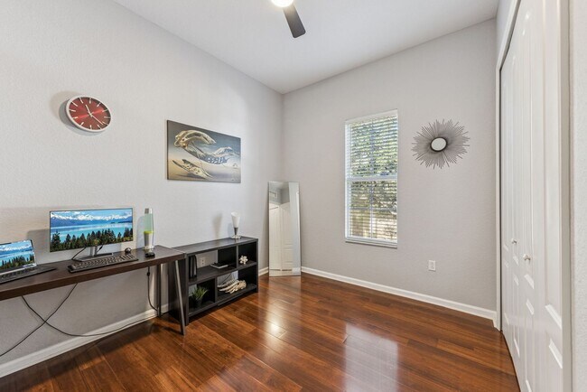 Building Photo - Updated 2/2 with attached 1 car garage right in Baldwin Park!