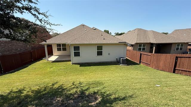 Building Photo - 1829 Persimmon Dr
