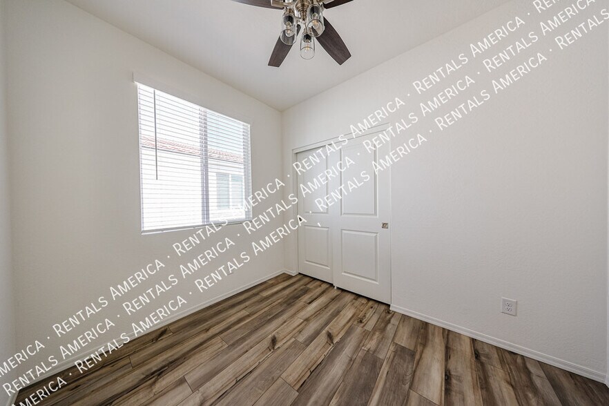 Building Photo - 18063 W Soft Wind Dr