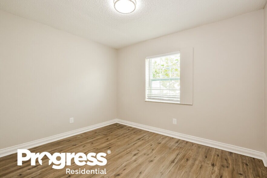 Building Photo - 13025 Phoenix Woods Ln