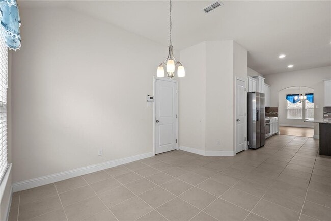 Building Photo - 3622 Pasteur Ln
