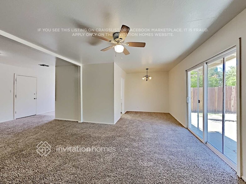 Building Photo - 2222 Babette Way