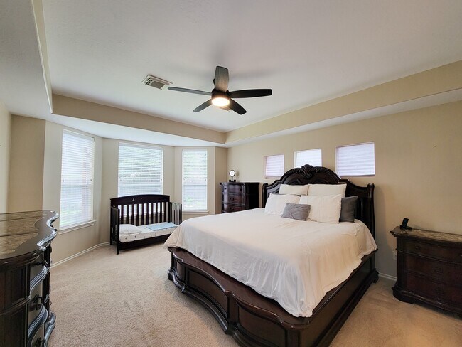 Building Photo - 17615 Forest Haven Trail