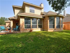 Building Photo - 2737 Plantation Dr