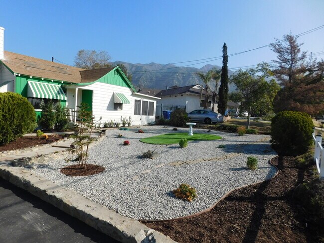 Building Photo - Farmhouse Style 2BD/1BA House For Rent   i...