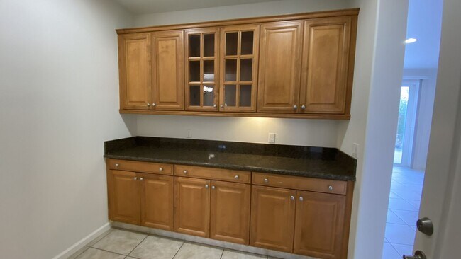 Building Photo - Mountain House Home Spacious 4 Bedroom, 3.5 Bath Home with Bonus Loft