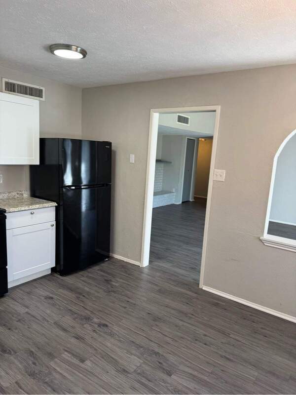 Building Photo - 17151 Ranch Country Rd