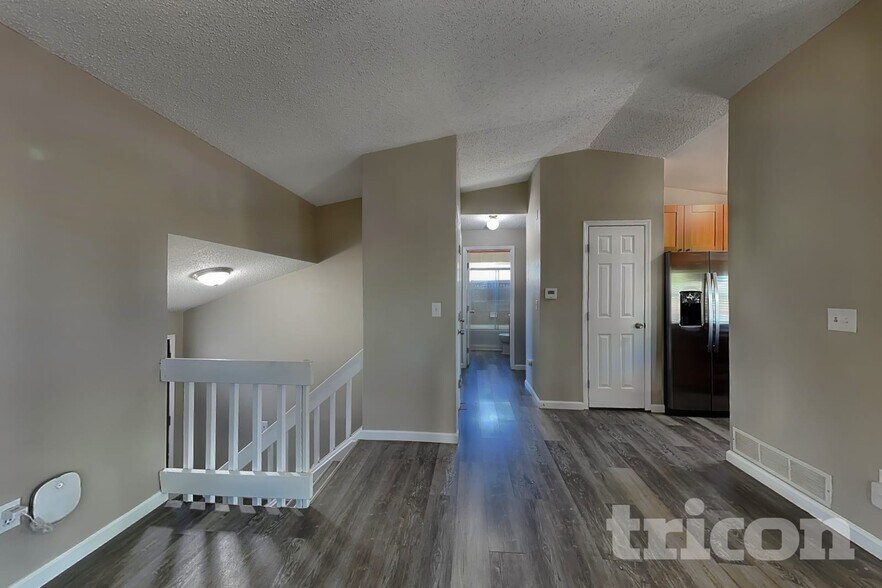 Building Photo - 16890 Blue Mist Cir