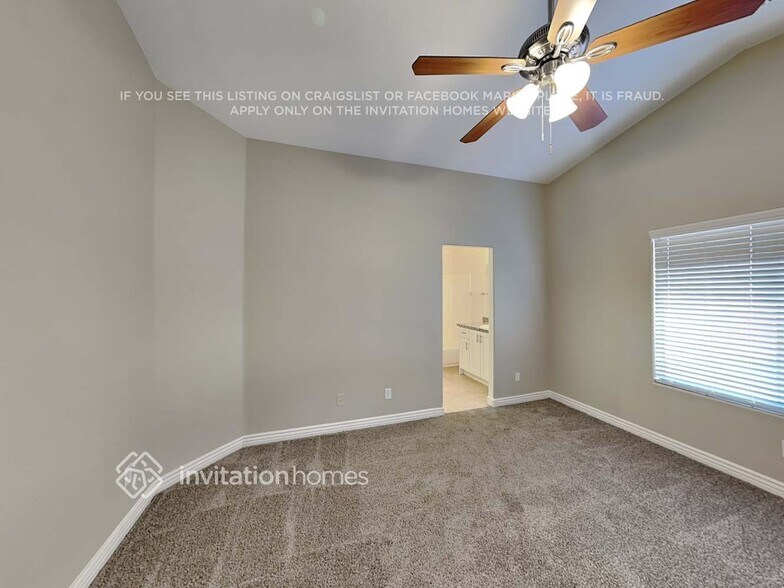 Building Photo - 35551 N Danish Red Trail