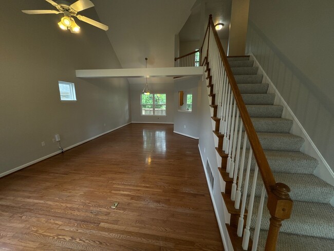 Building Photo - 6306 Labor Ln