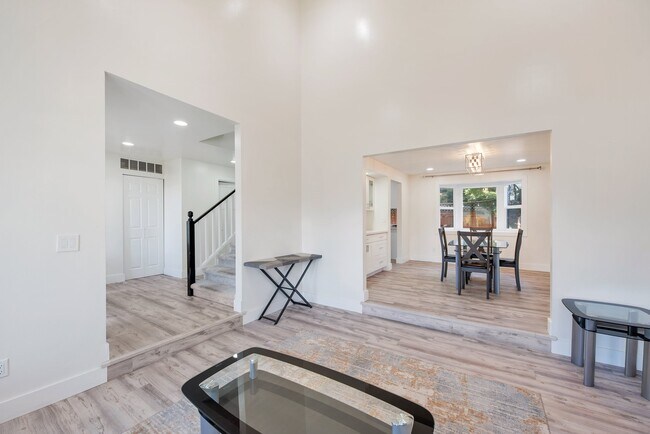 Building Photo - 21439 129th Pl SE