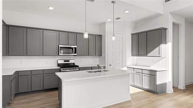 Building Photo - 2335 Sheppards Ln