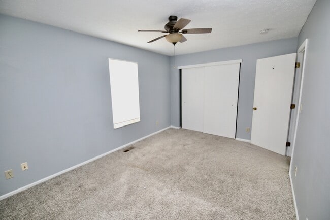 Building Photo - 2297 Ayers Dr