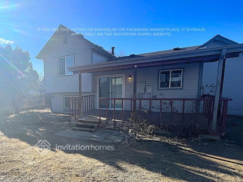 Building Photo - 4572 S Buckley Way