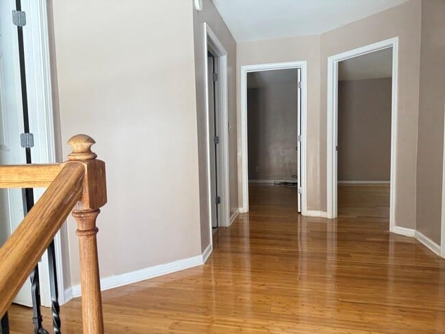 Building Photo - 4290 Bridgeton Ct