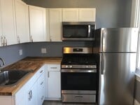 Building Photo - 121 Cohassett St