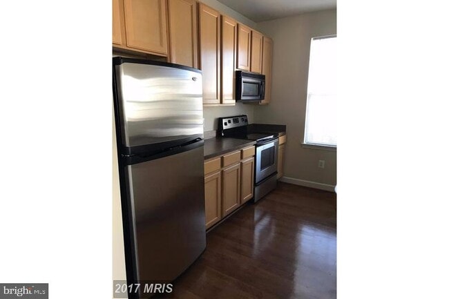 Building Photo - 22725 Thimbleberry Sq