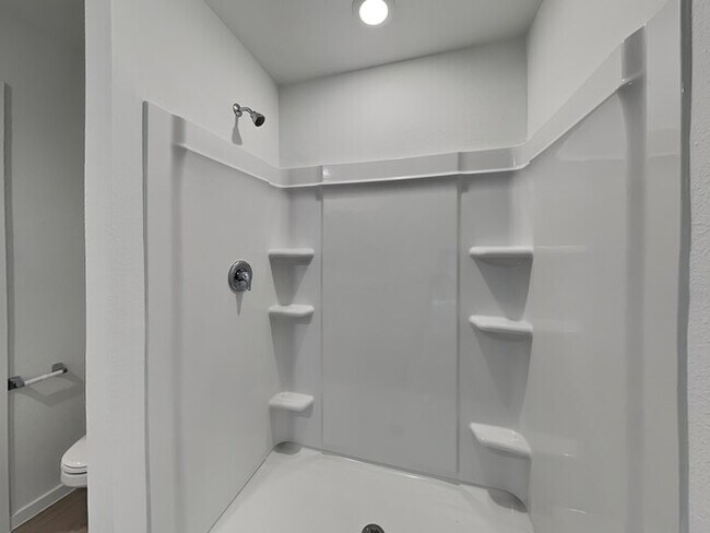 Building Photo - 21083 Santopadre St